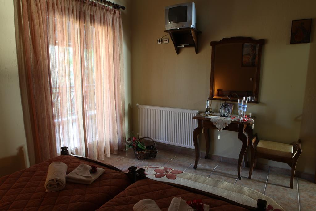 Dione Apartments Ouranoupoli Oda fotoğraf