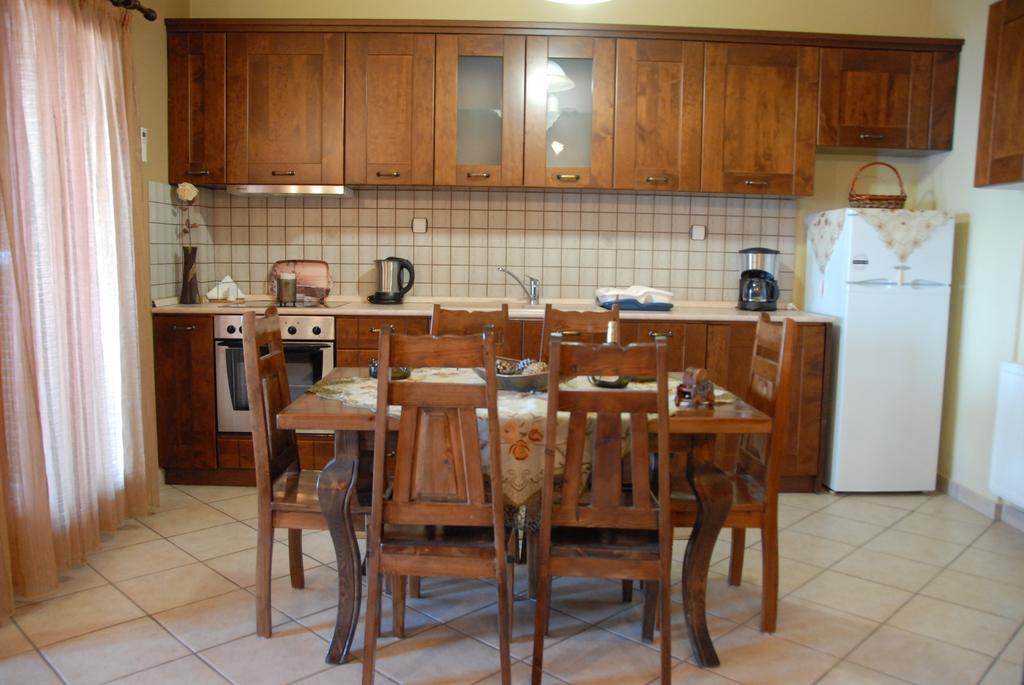 Dione Apartments Ouranoupoli Oda fotoğraf